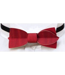 Bow tie in wood, Asymmetric in red tinted Maple - MELISSAMBRE