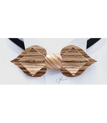 Bow tie in wood, Card in Zebrano, 