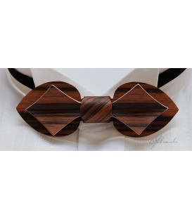 Bow tie in wood, Card model n Macassar Ebony