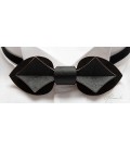 Bow tie in wood, Card model in black tinted Maple